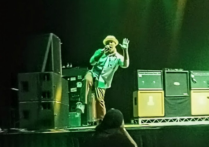 Limp Bizkit Tour Image